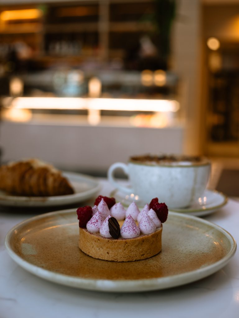 raspberry tart at Alforno Bakery