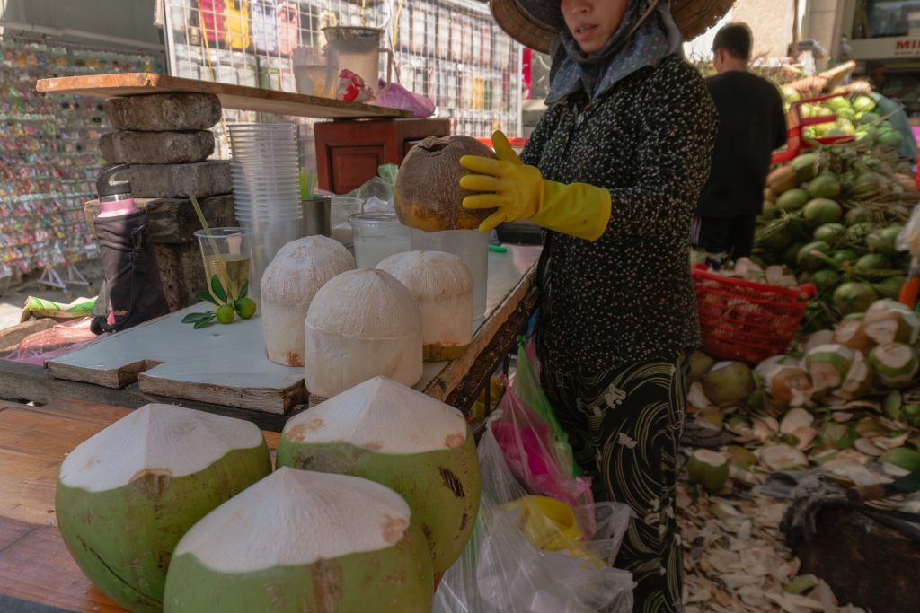 Fresh-coconut-drinks-in-Viet-Nam