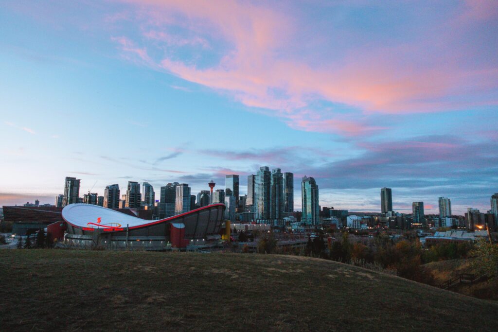 Calgary travel guide - go to Scotman's Hill for sunset 