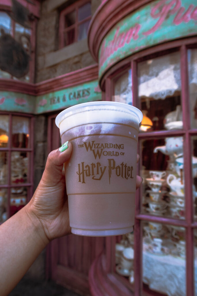 Butterbeer at Harry Potter World